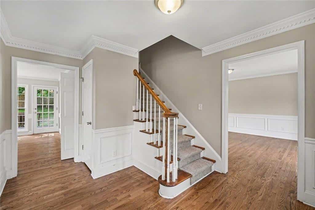 Listing photo 6