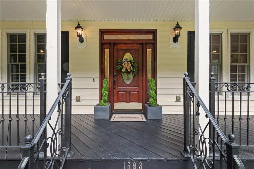 Listing photo 3