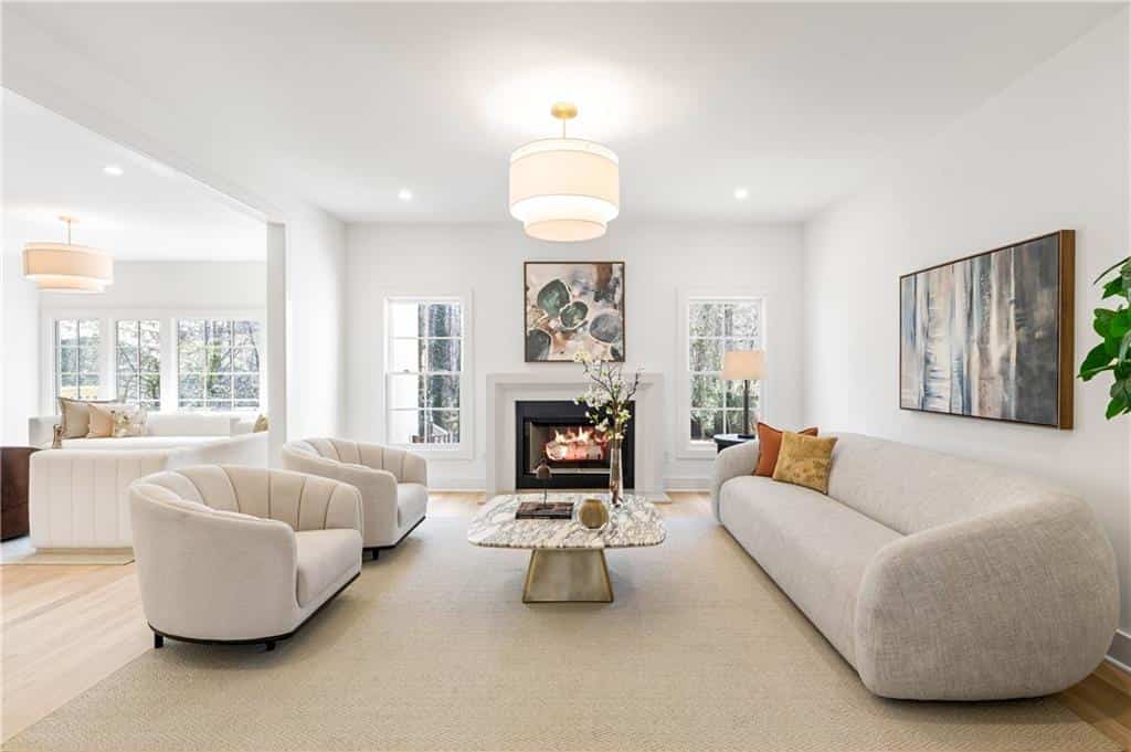 Listing photo 6