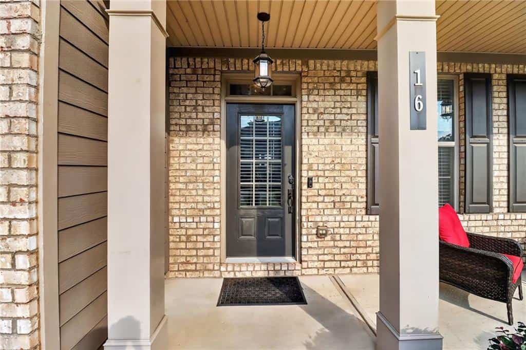 Listing photo 6