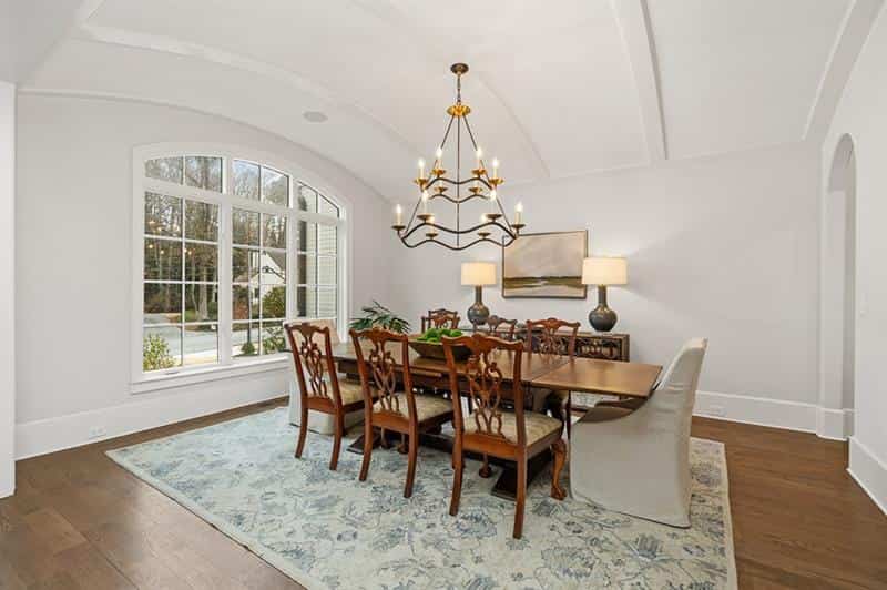 Listing photo 6