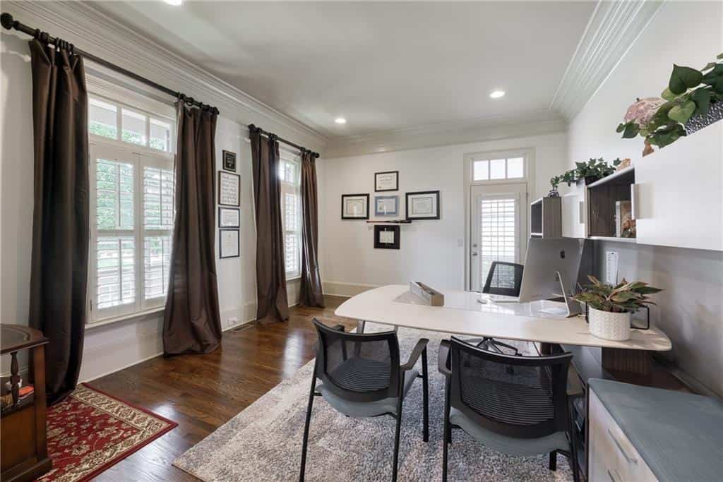 Listing photo 6