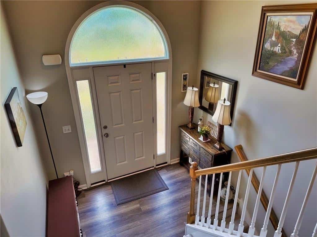 Listing photo 6