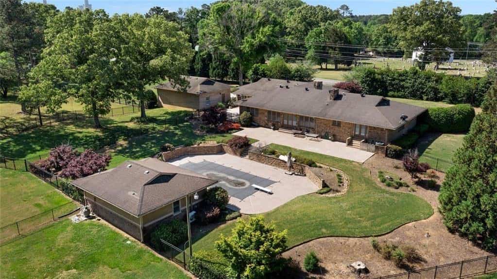 1132 Euharlee Road, Kingston, GA 30145