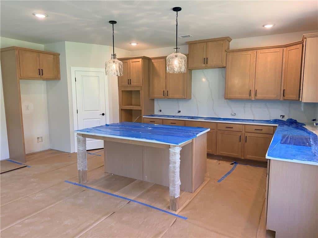 Listing photo 6