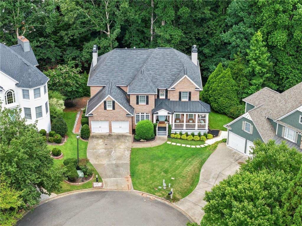 Listing photo 3