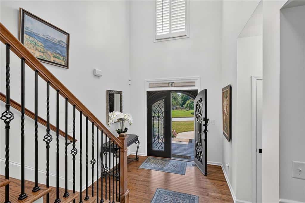 Listing photo 6