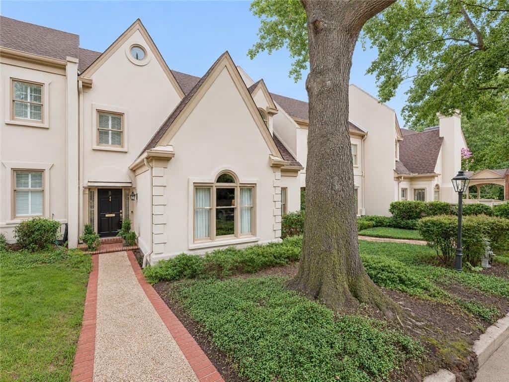 2525 Peachtree Road NE 25 #25, Atlanta, GA 30305