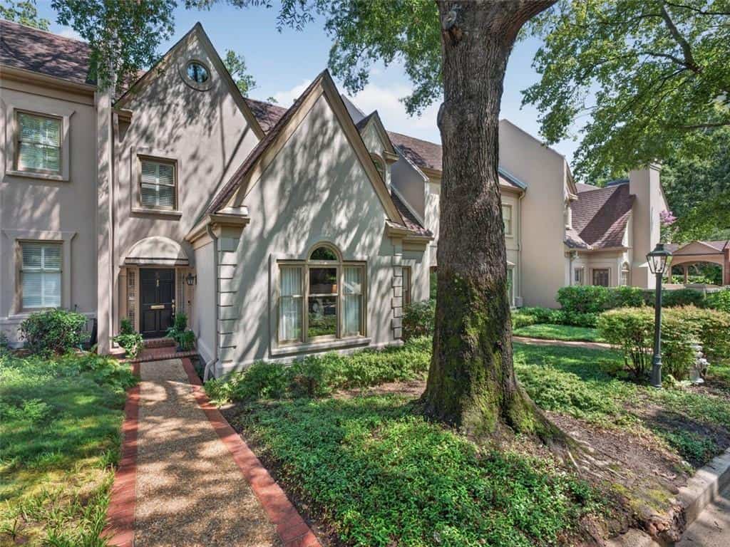 2525 Peachtree Road NE 25 #25, Atlanta, GA 30305