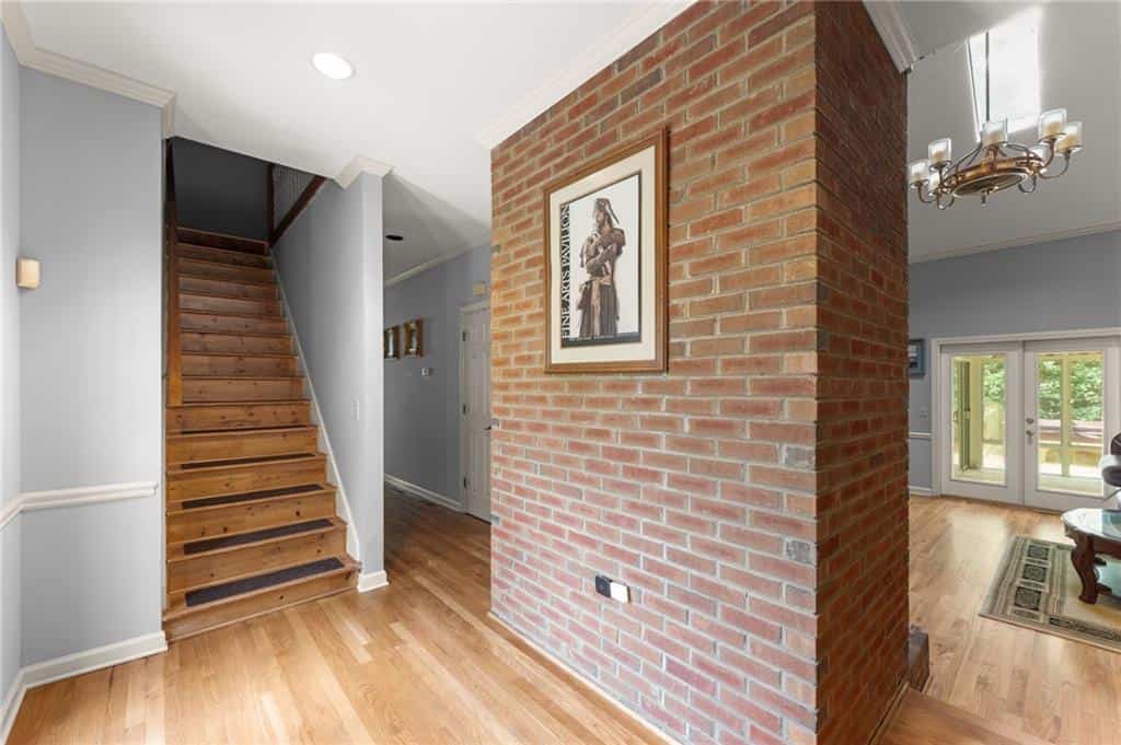 Listing photo 6