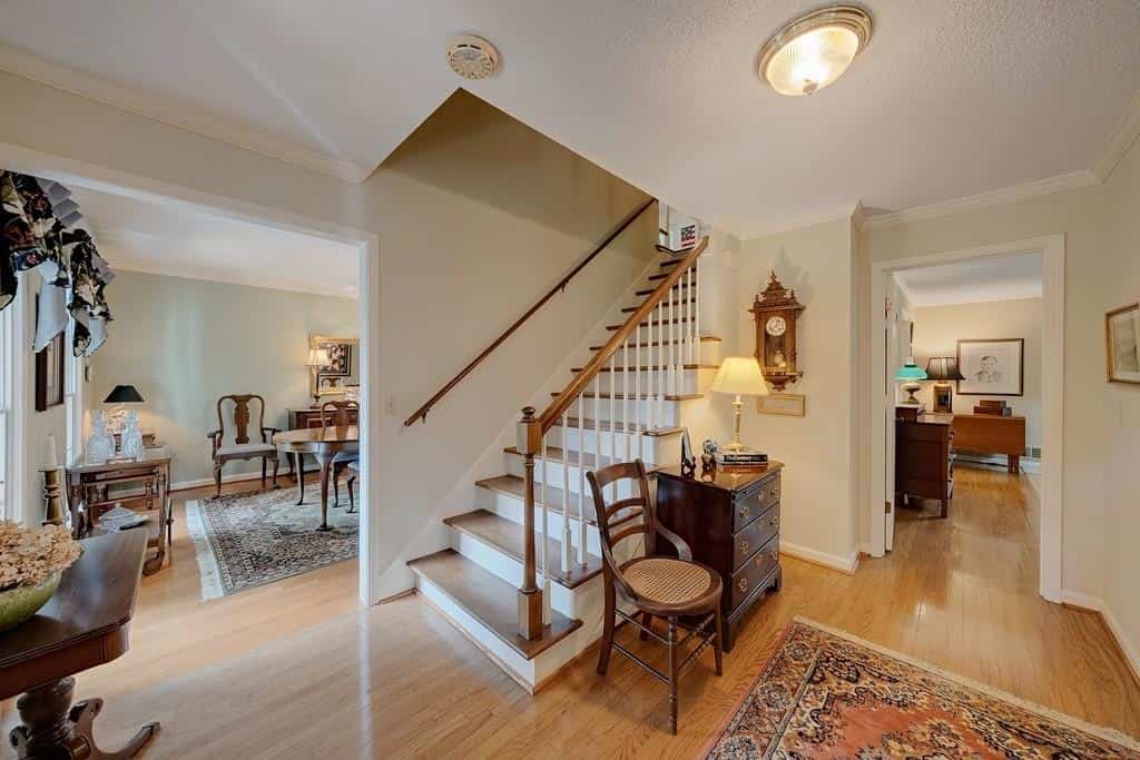 Listing photo 6