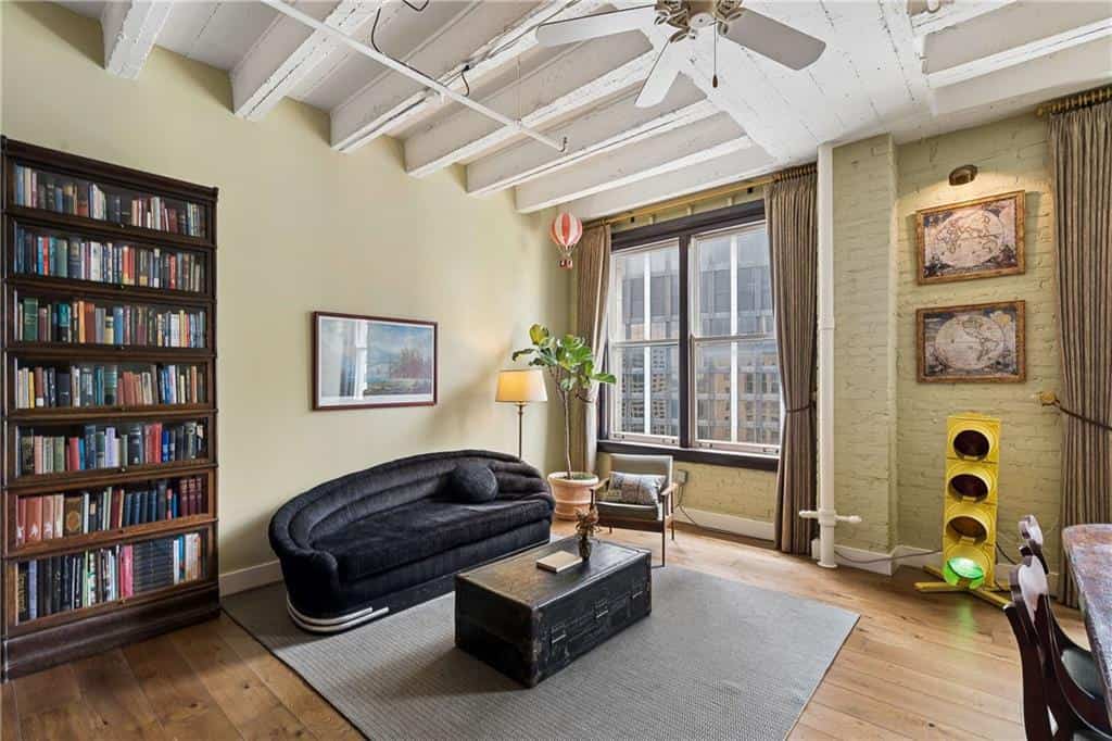 Listing photo 4