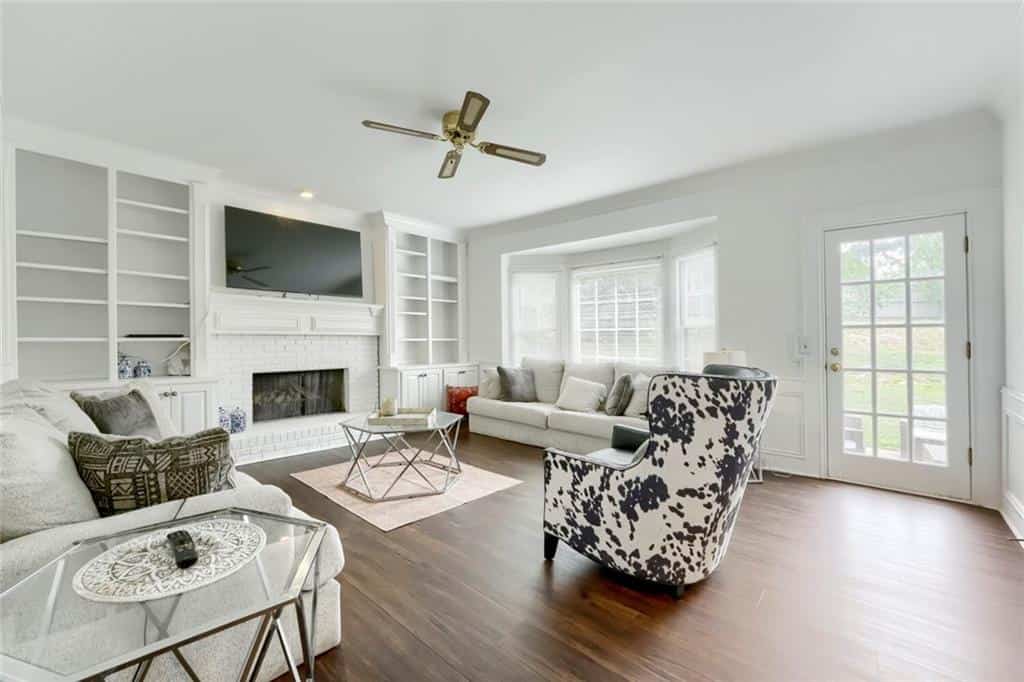 Listing photo 6
