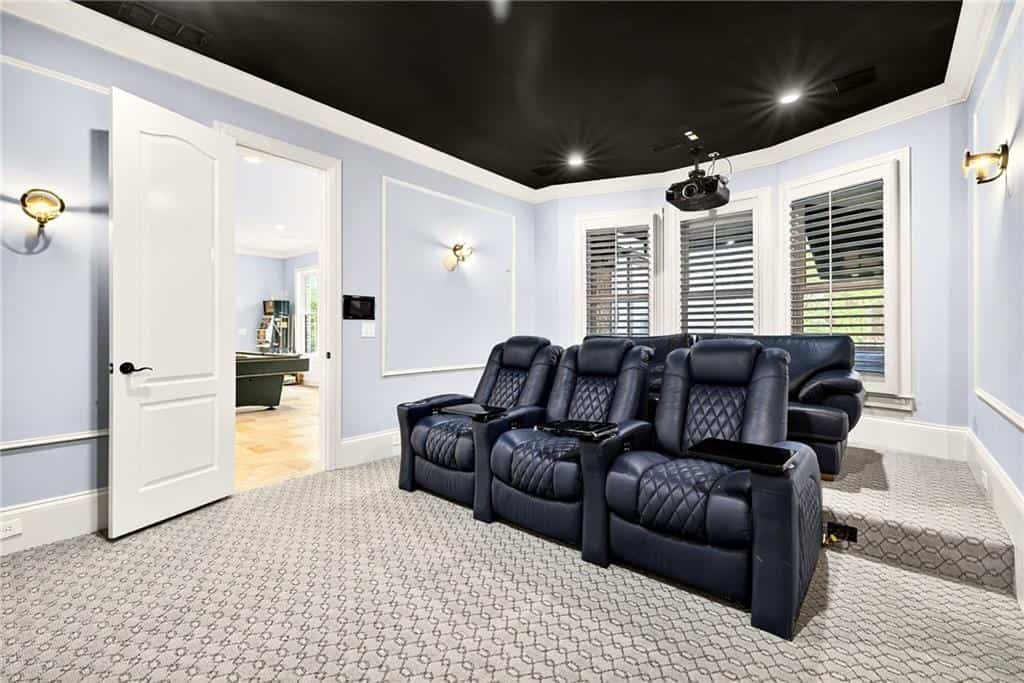 Listing photo 6
