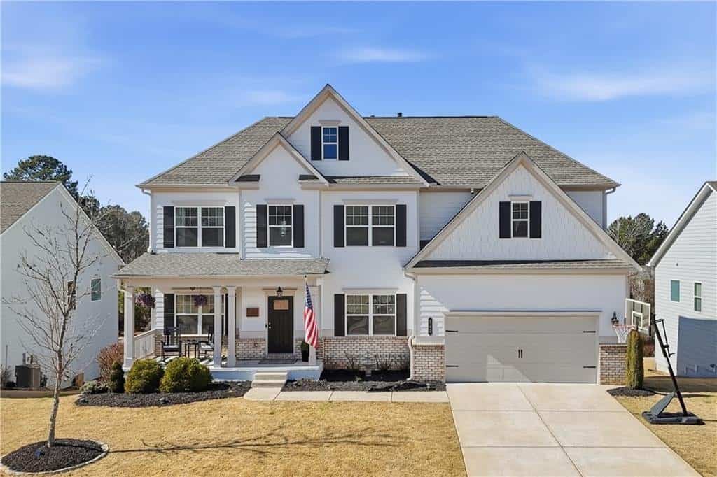 Listing photo 3