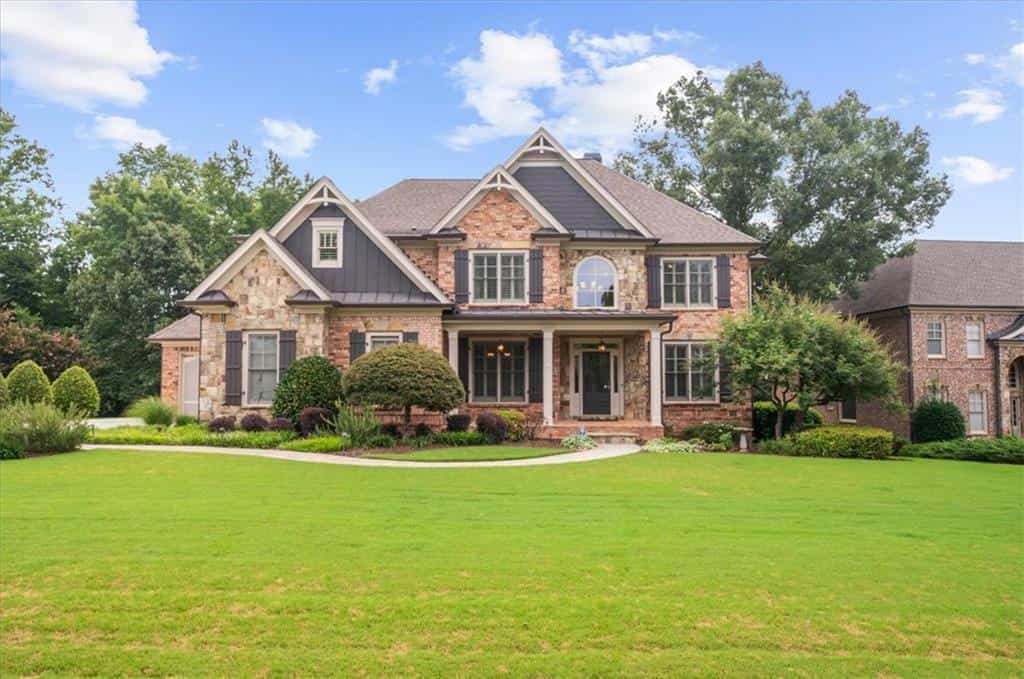 4703 Grandview Parkway, Flowery Branch, GA 30542