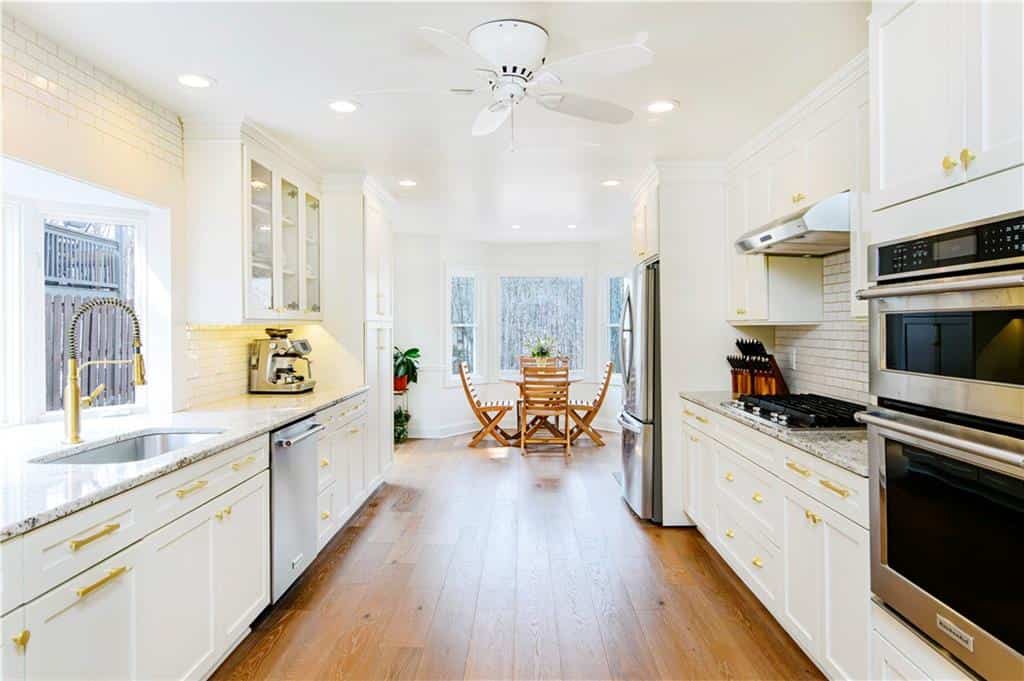 Listing photo 6