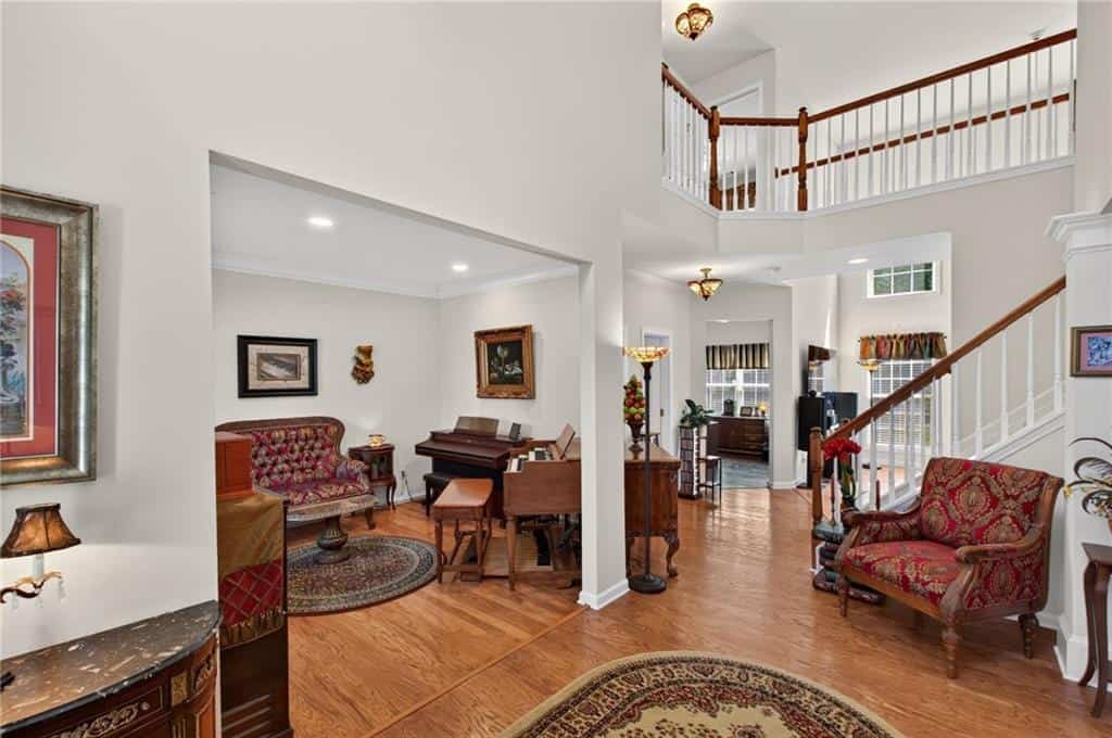 Listing photo 6