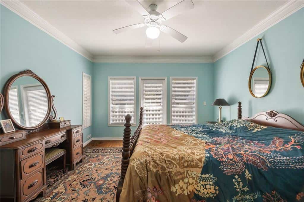 Listing photo 6
