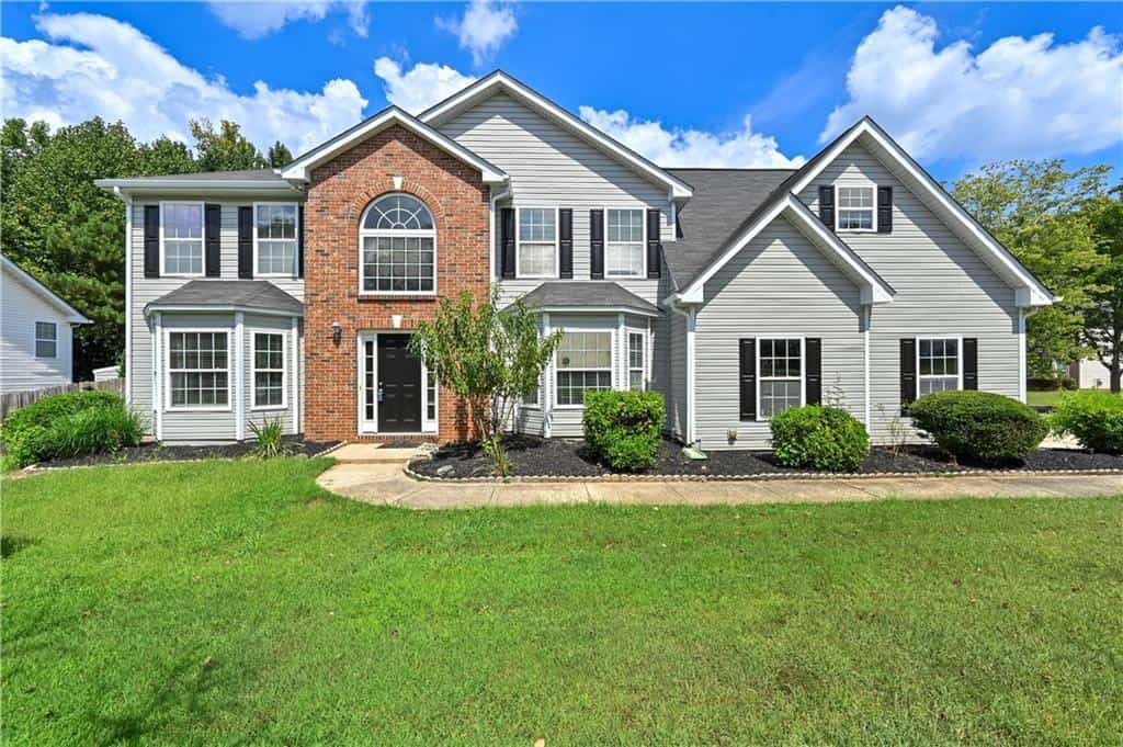 4201 Ash Tree Street, Snellville, GA 30039