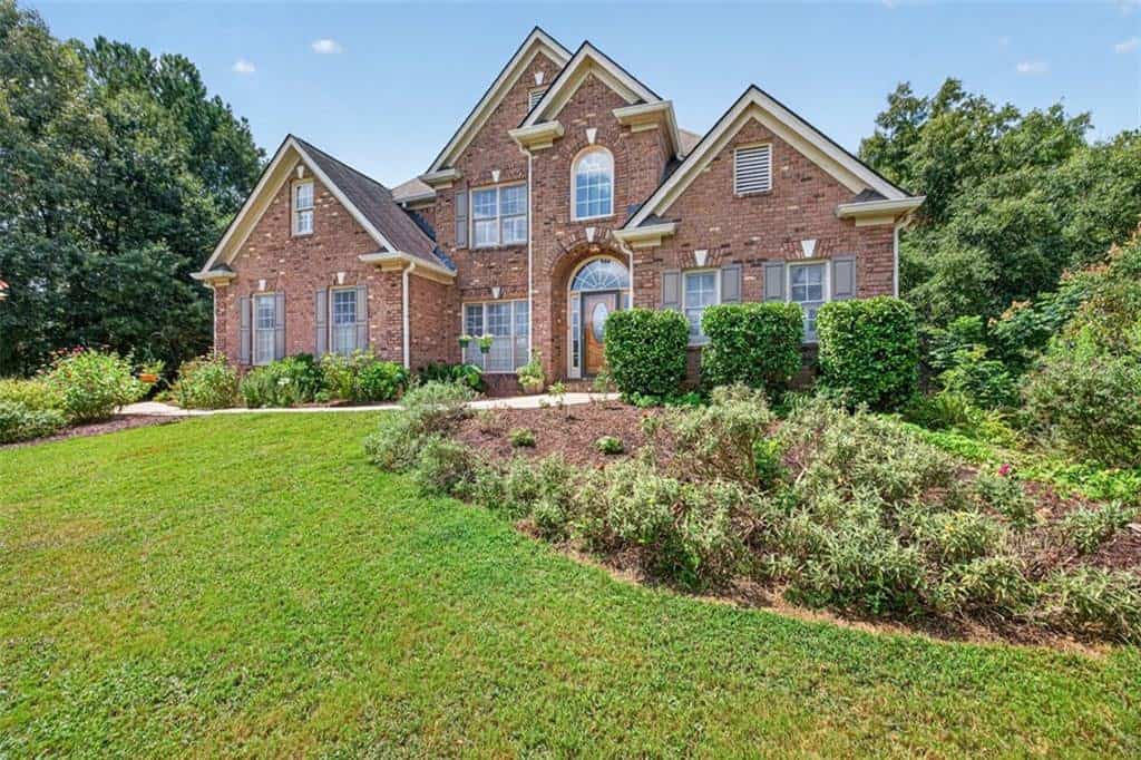 2194 Indian Shoals Drive NE, Loganville, GA 30052