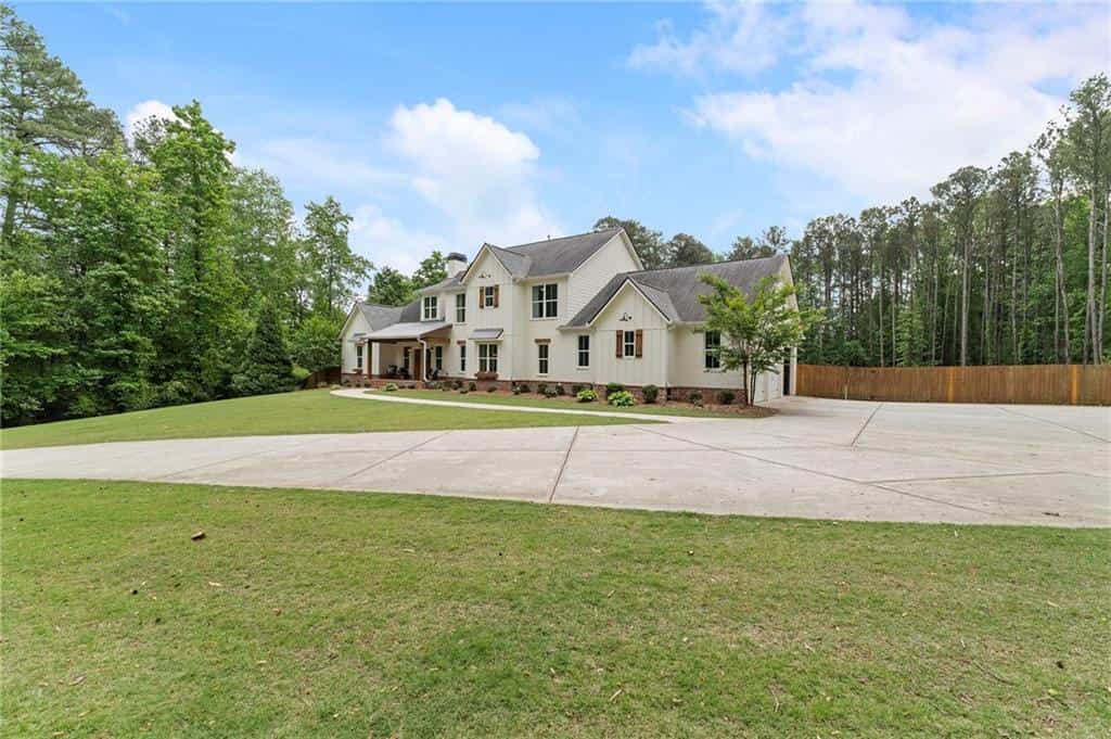 Listing photo 6