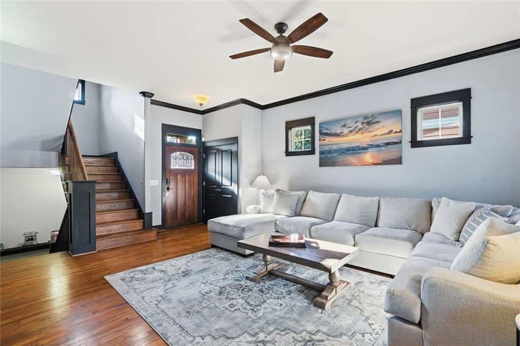 Listing photo 6