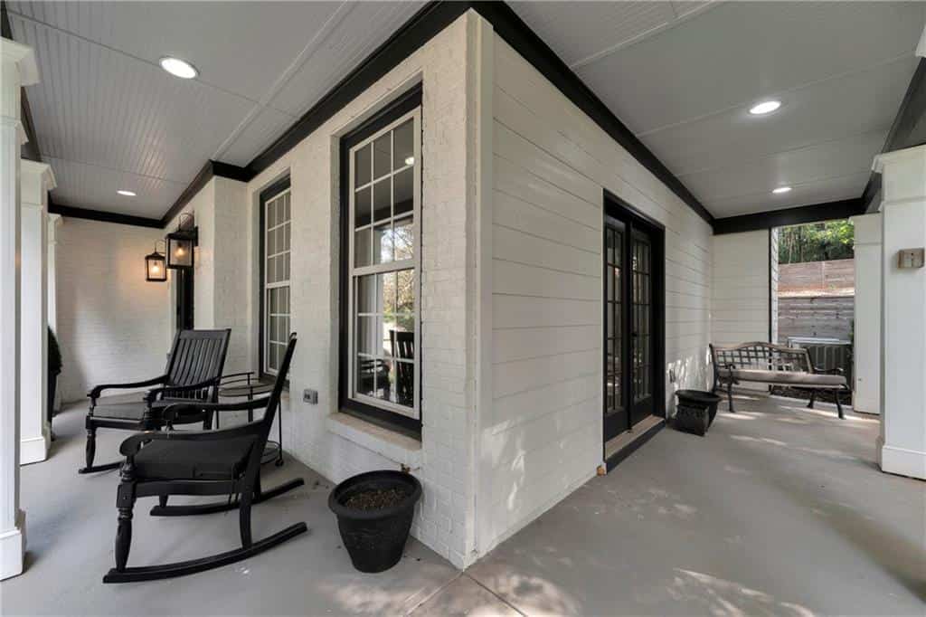 Listing photo 6
