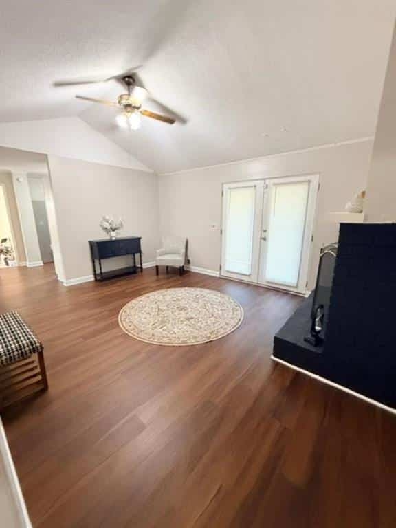 Listing photo 6