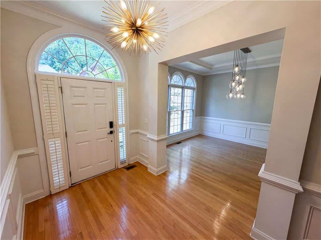 Listing photo 6