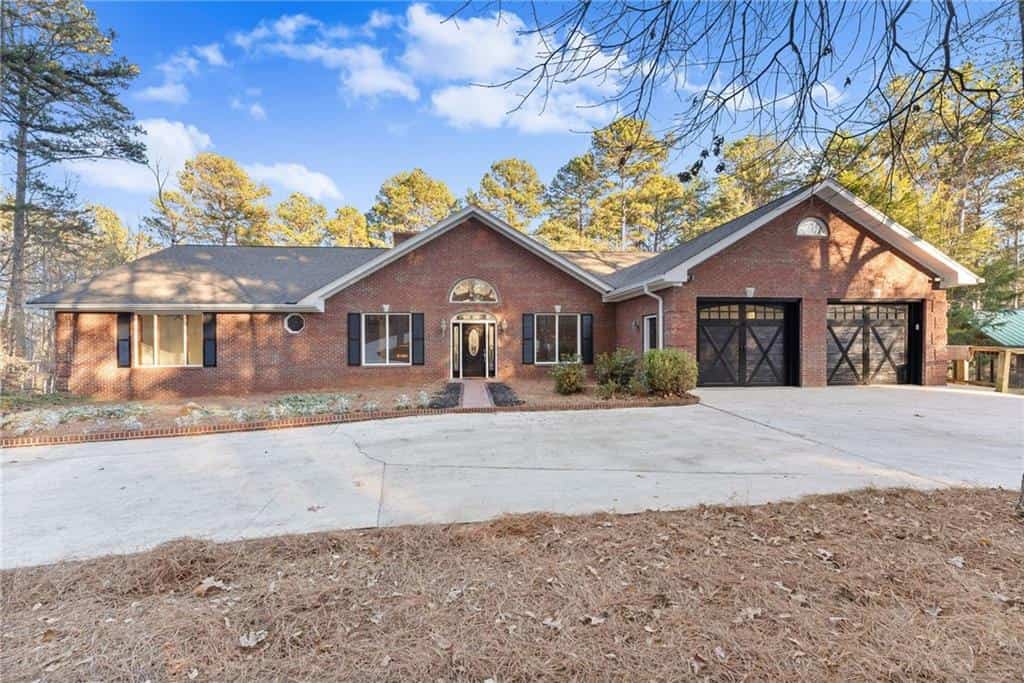 287 Spring Branch Circle, Toccoa, GA 30577