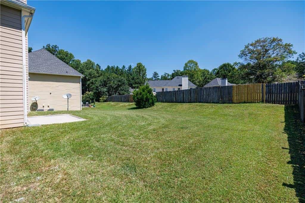 Listing photo 4