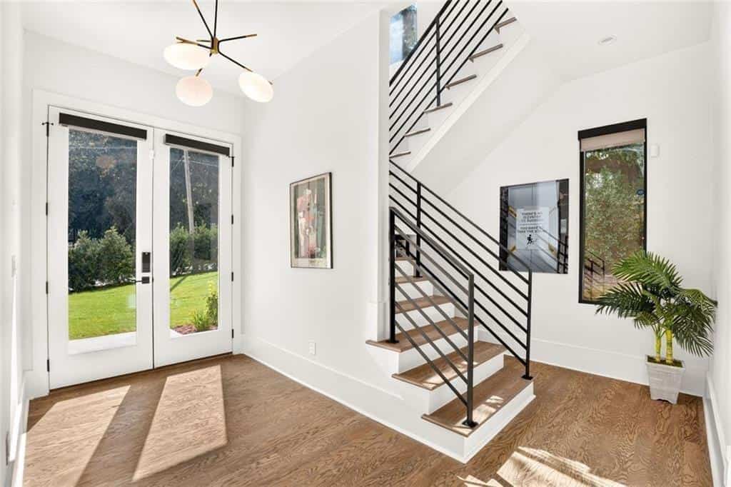Listing photo 6