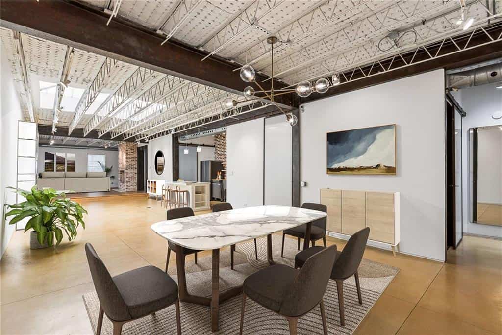 Listing photo 6