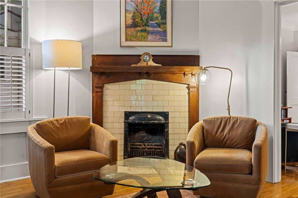 Listing photo 6