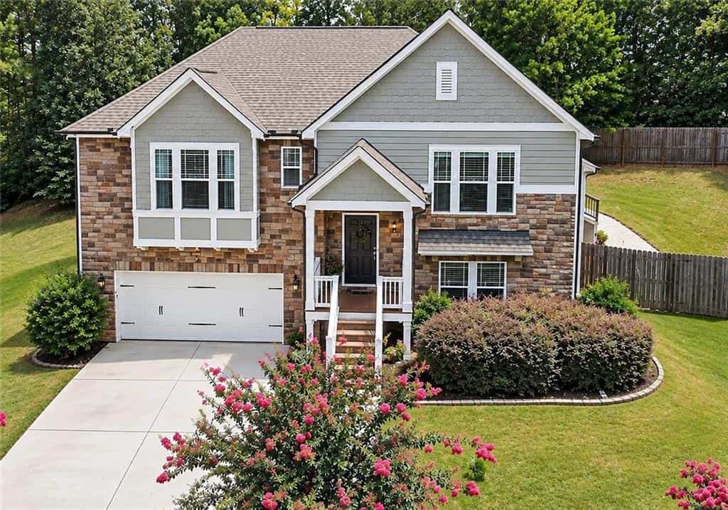 4894 Clarkstone Drive, Flowery Branch, GA 30542