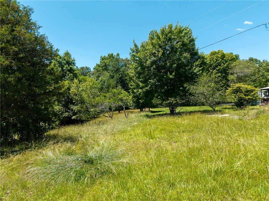 Listing photo 6
