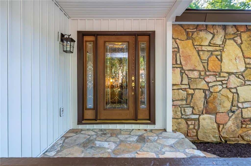 Listing photo 6