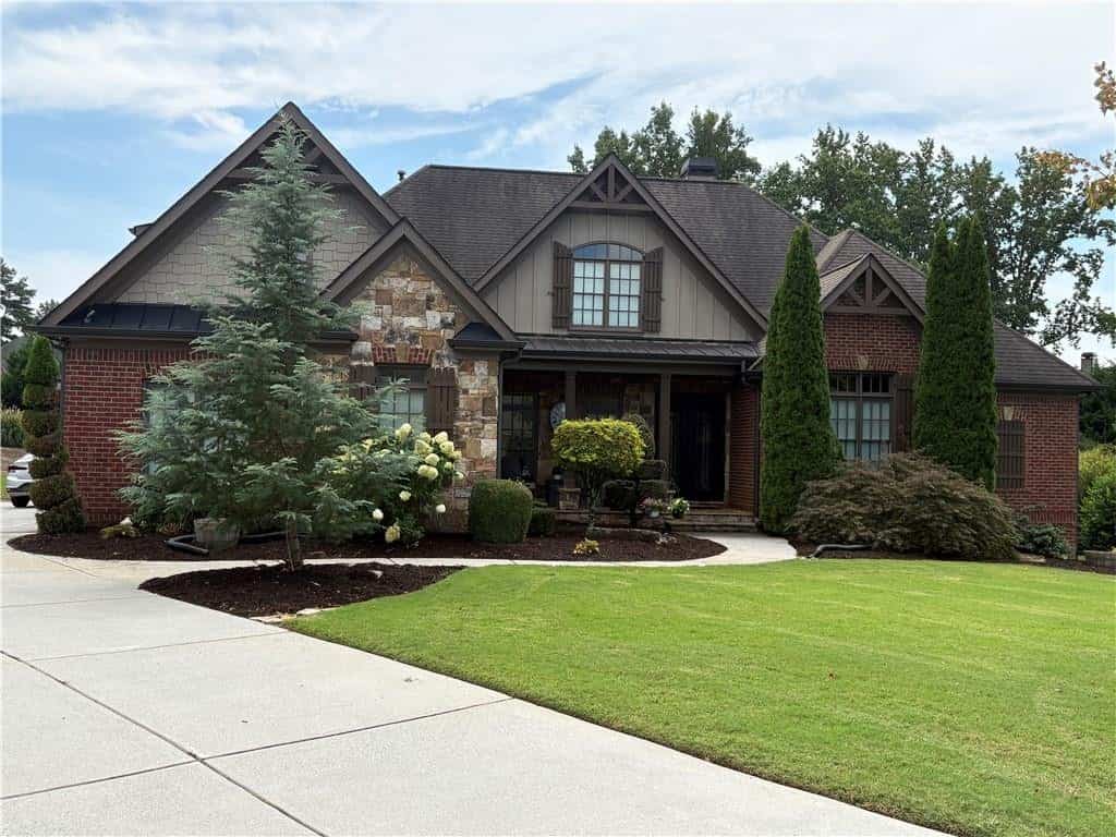 2559 Sagebrush Trail, Buford, GA 30519
