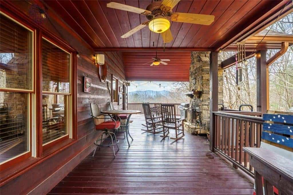 Listing photo 6