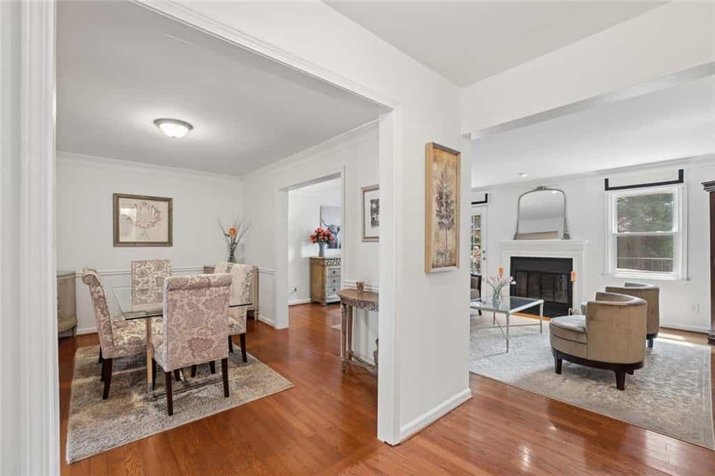 Listing photo 6