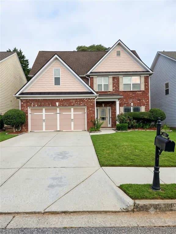 702 Lynnfield Drive, Lawrenceville, GA 30045