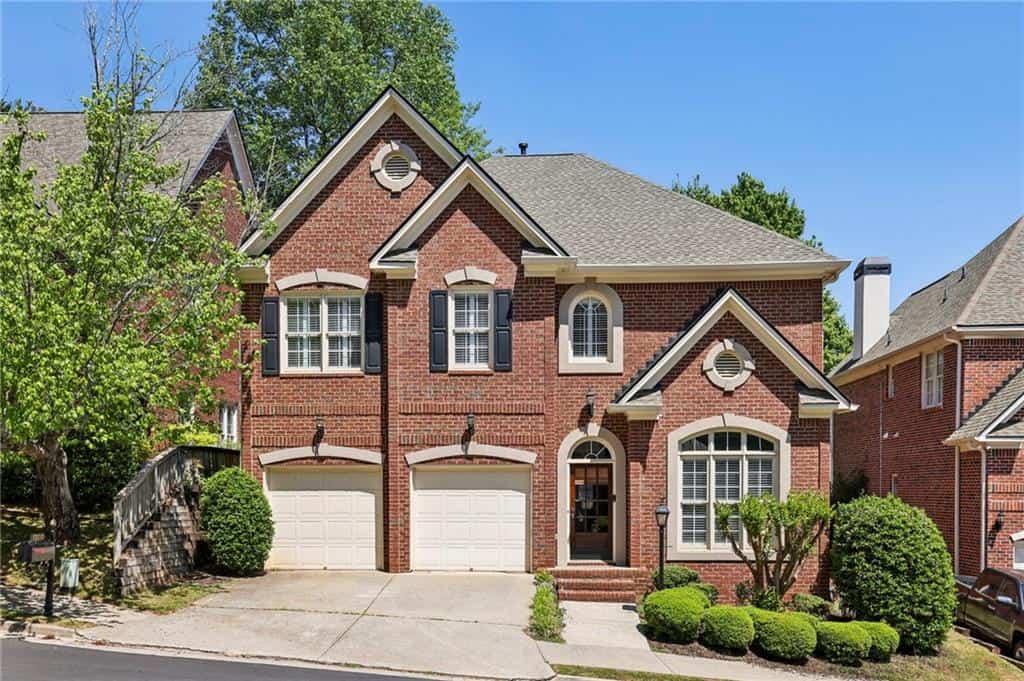 1200 Dunwoody Village Drive, Dunwoody, GA 30338