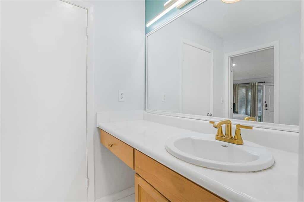 1150 Collier Road 25D #25D, Atlanta, GA 30318