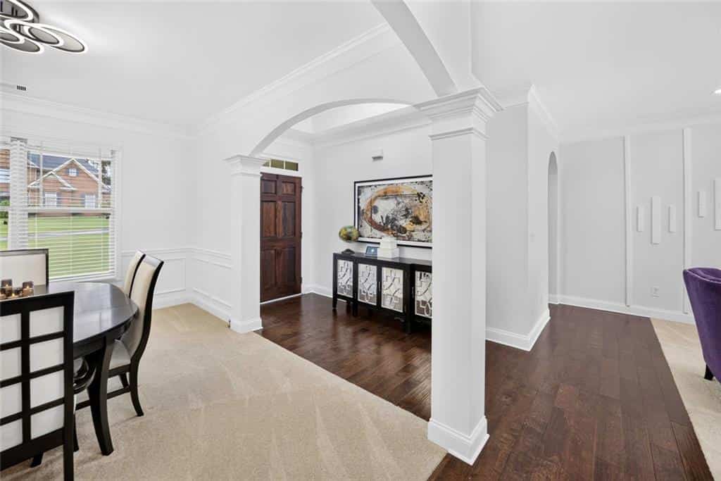 Listing photo 6