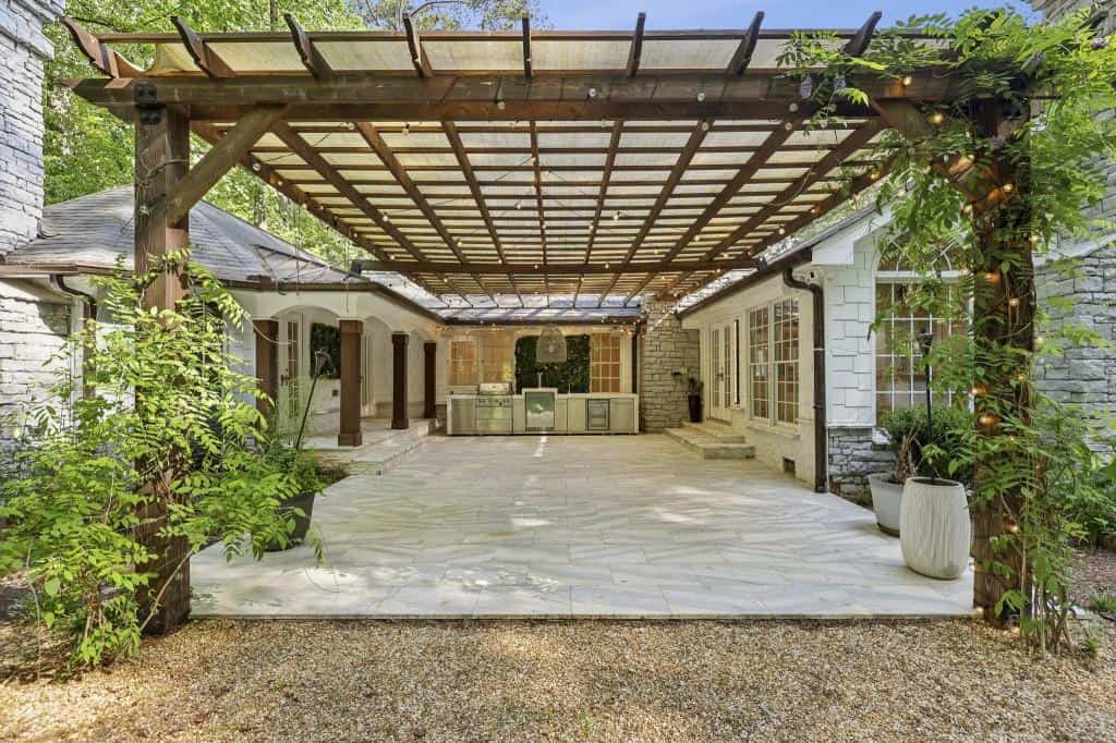Listing photo 6