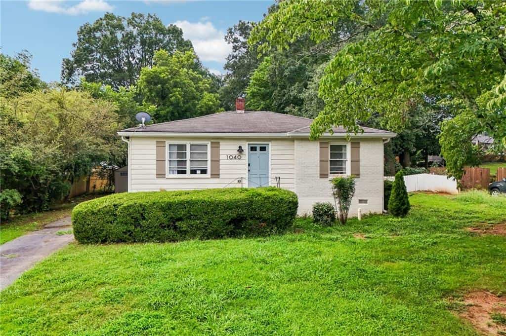 1040 McLinden Avenue SE, Smyrna, GA 30080