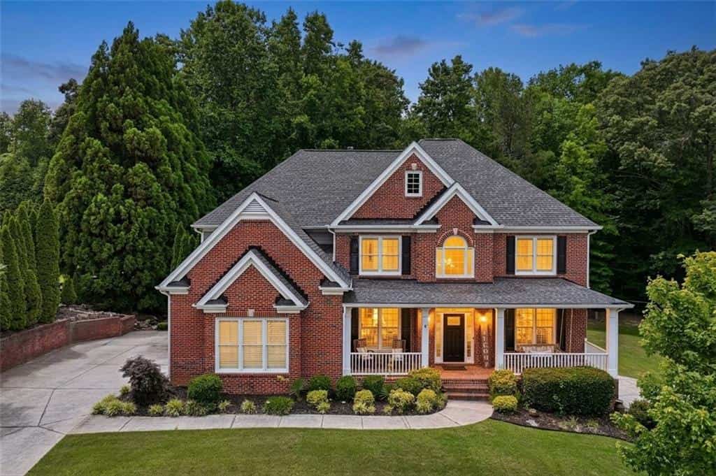 411 Hunting Hills Drive, Braselton, GA 30517