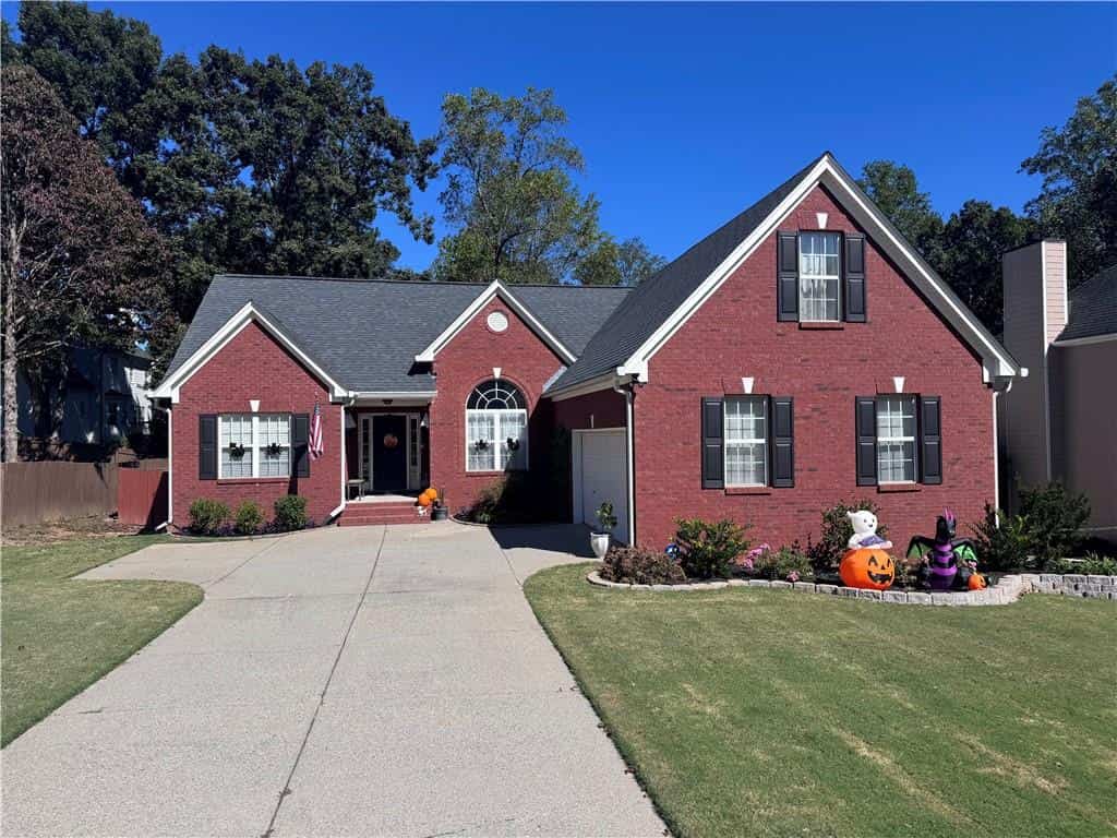 2689 Cascade Cove Drive, Buford, GA 30519