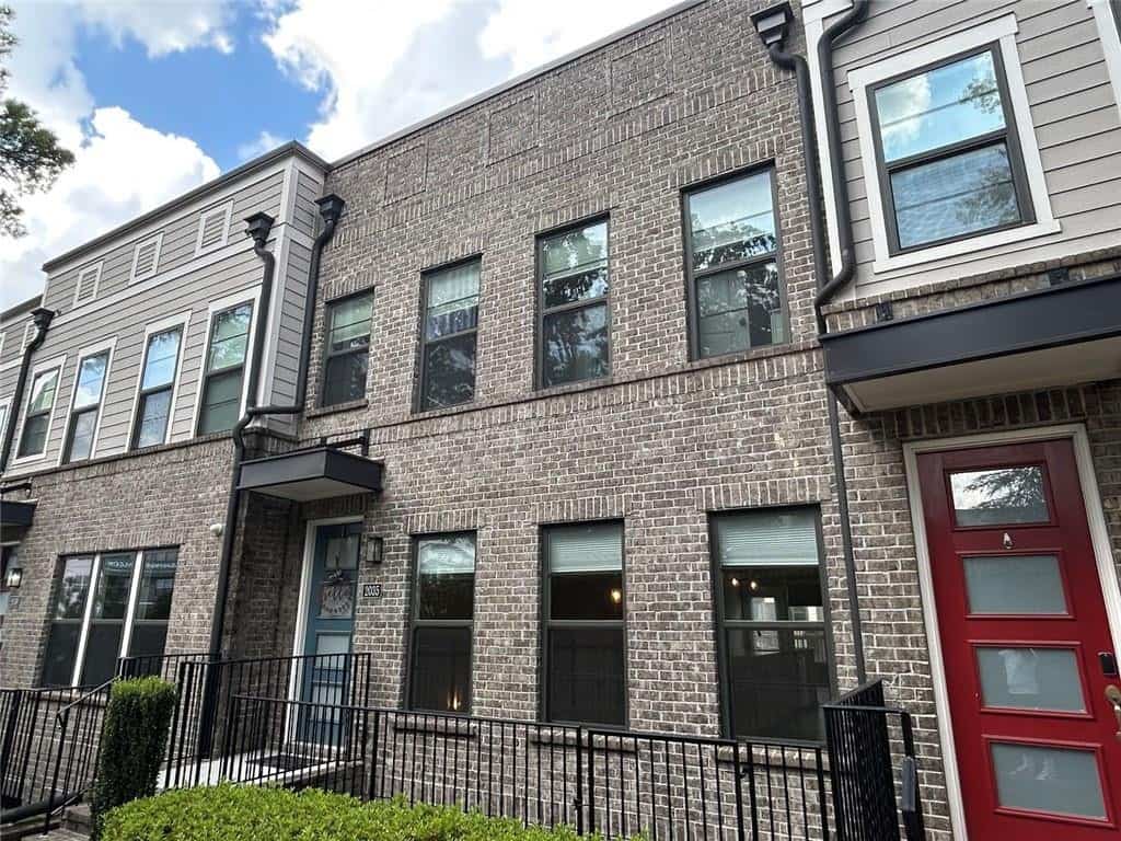 2035 Holtz Lane NW, Atlanta, GA 30318